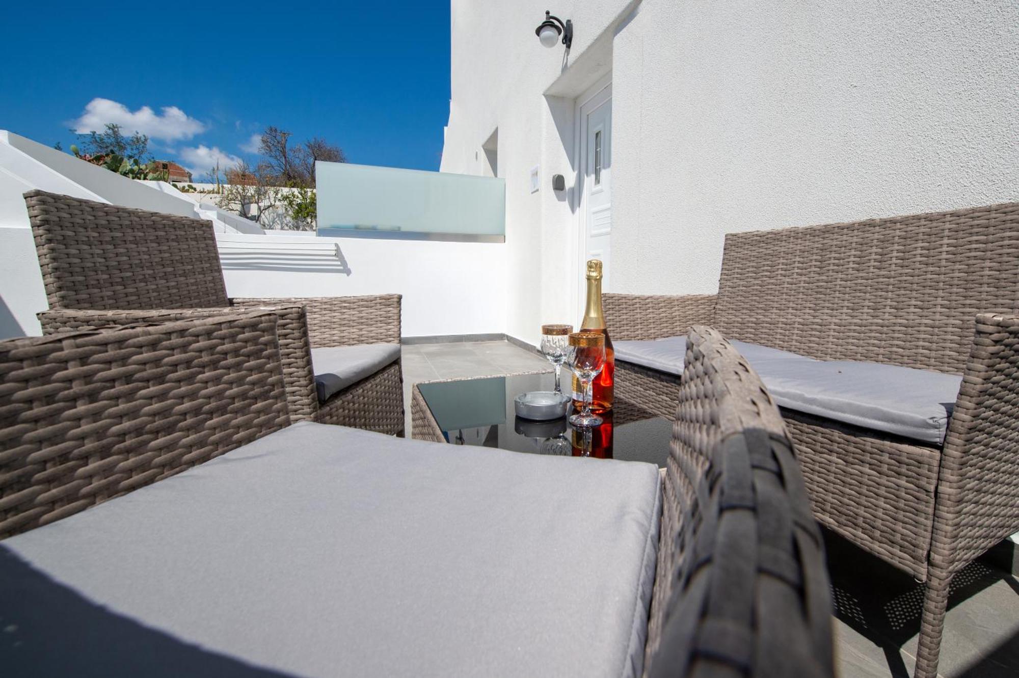 Litmus Fira (Santorini) Exterior foto